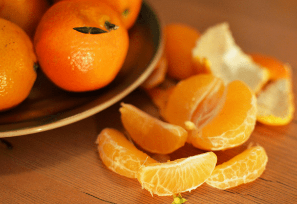 Coma tangerina. Faz bem para o coração e ainda evita a obesidade